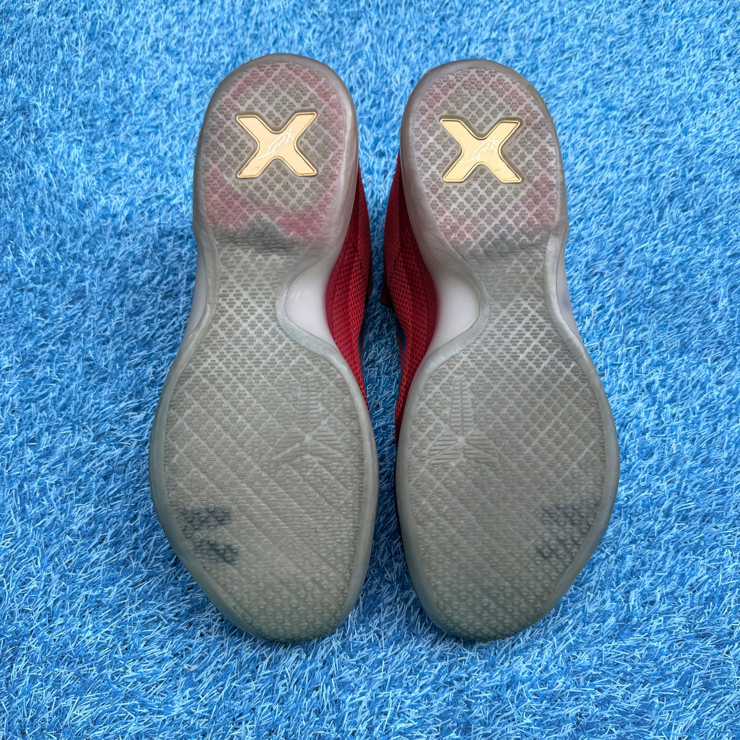 Size 15 - Nike Kobe 10 iD "Red Robbin"