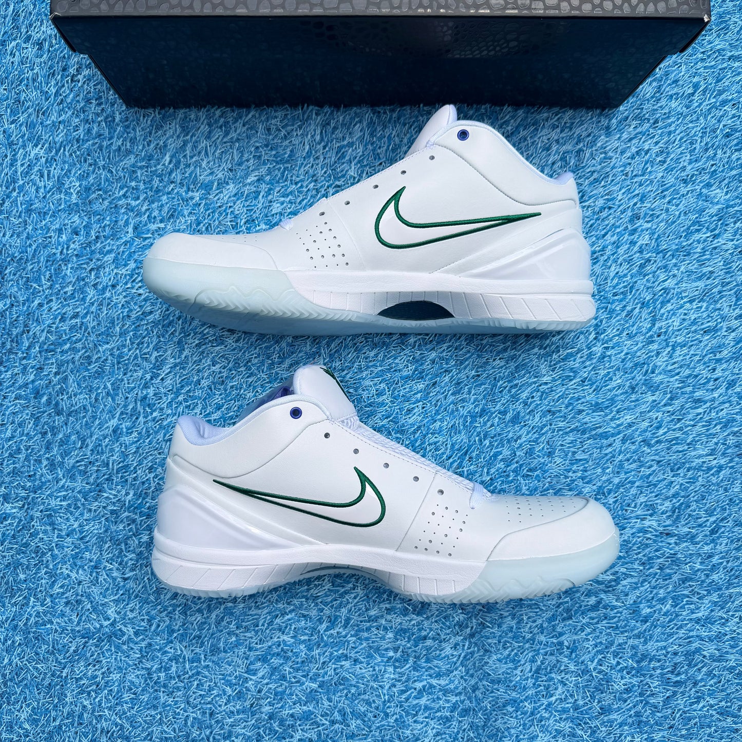 Size 13 - Nike Kobe 4 Draft Day "Timberwolves"