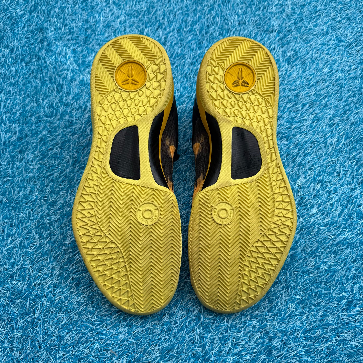Size 11.5 - Nike Kobe 8 "Sulfur"