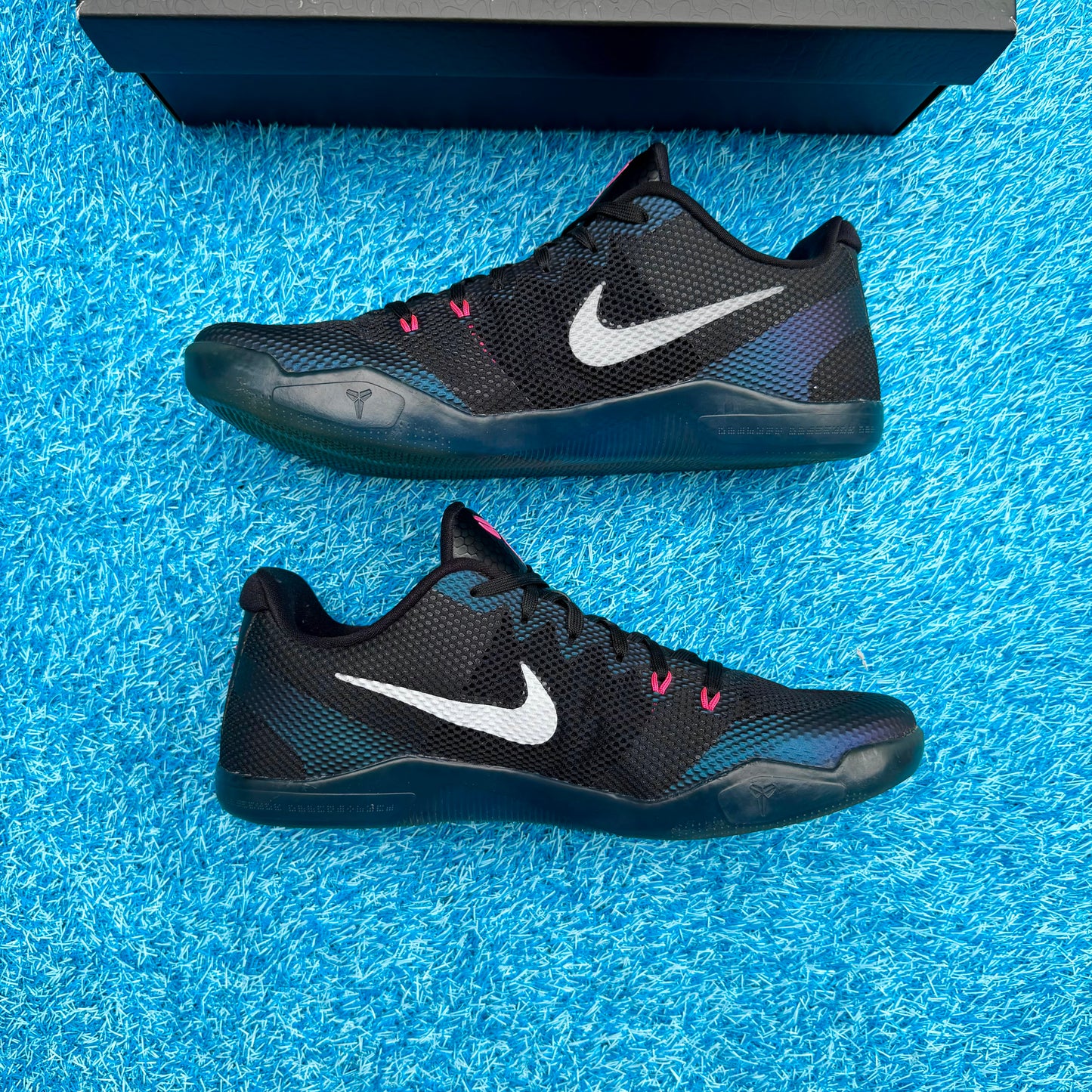 Size 11.5 - Nike Kobe 11 "Invisibility Cloak"
