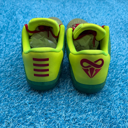 Size 12 - Nike Kobe 11 Elite iD "Grinch"