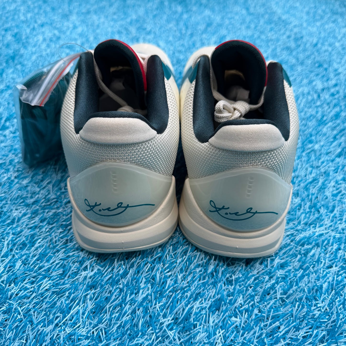 Size 10 - Nike Kobe 5 Protro "Milk Spruce"