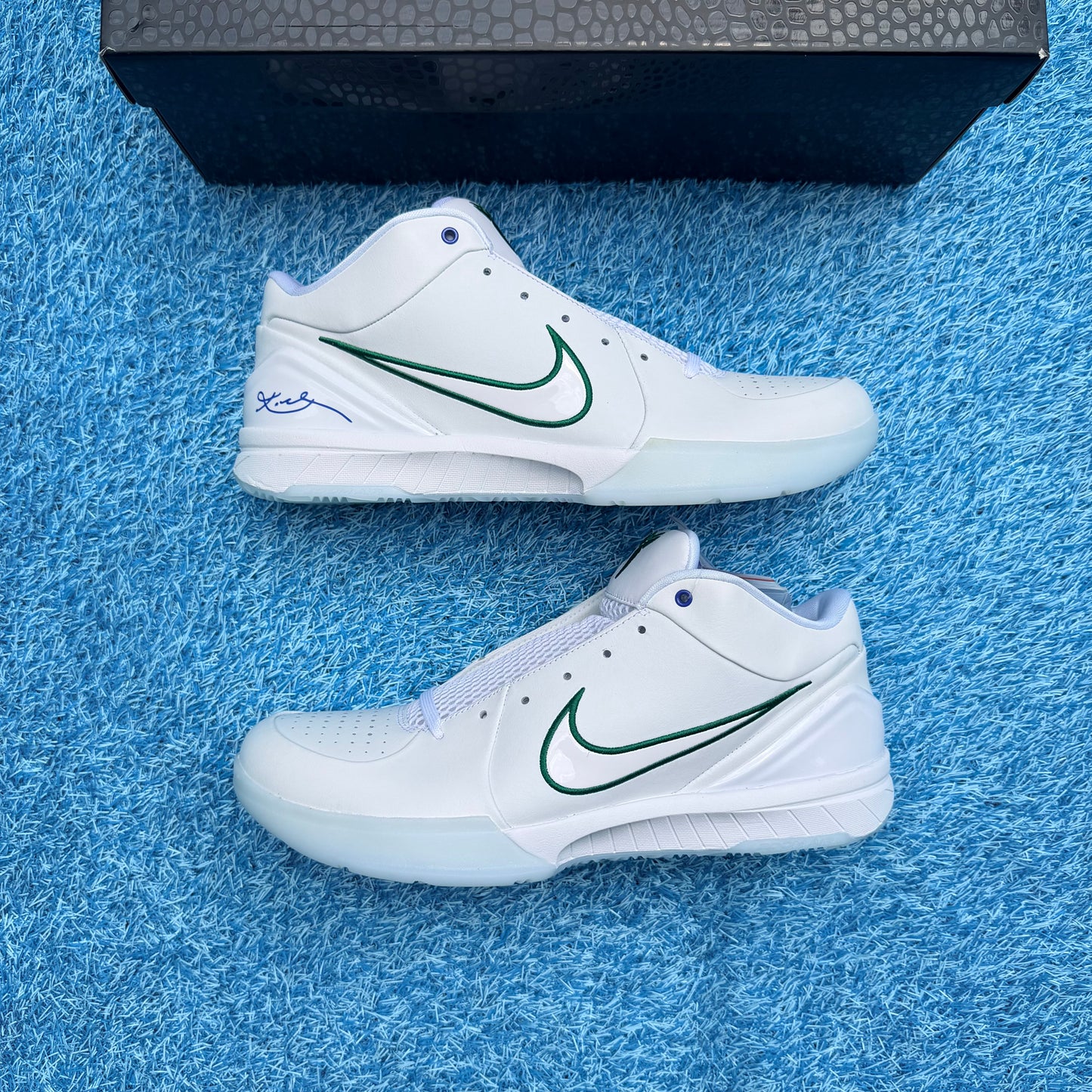 Size 13 - Nike Kobe 4 Draft Day "Timberwolves"