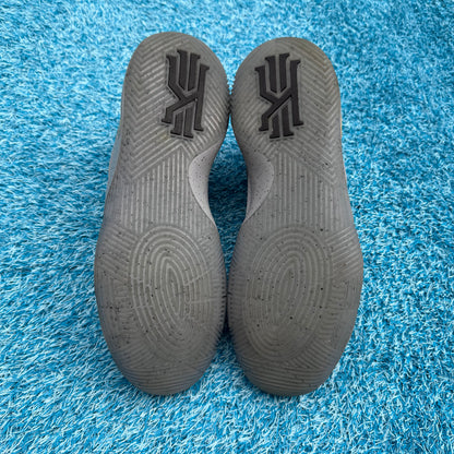 Size 12 - Nike Kyrie 2 "Battle Grey"
