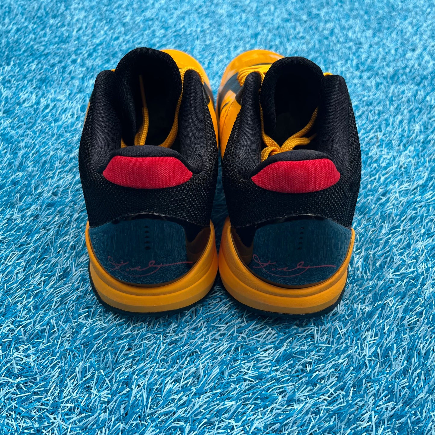 Size 10.5 - Nike Kobe 5 Protro "Bruce Lee"