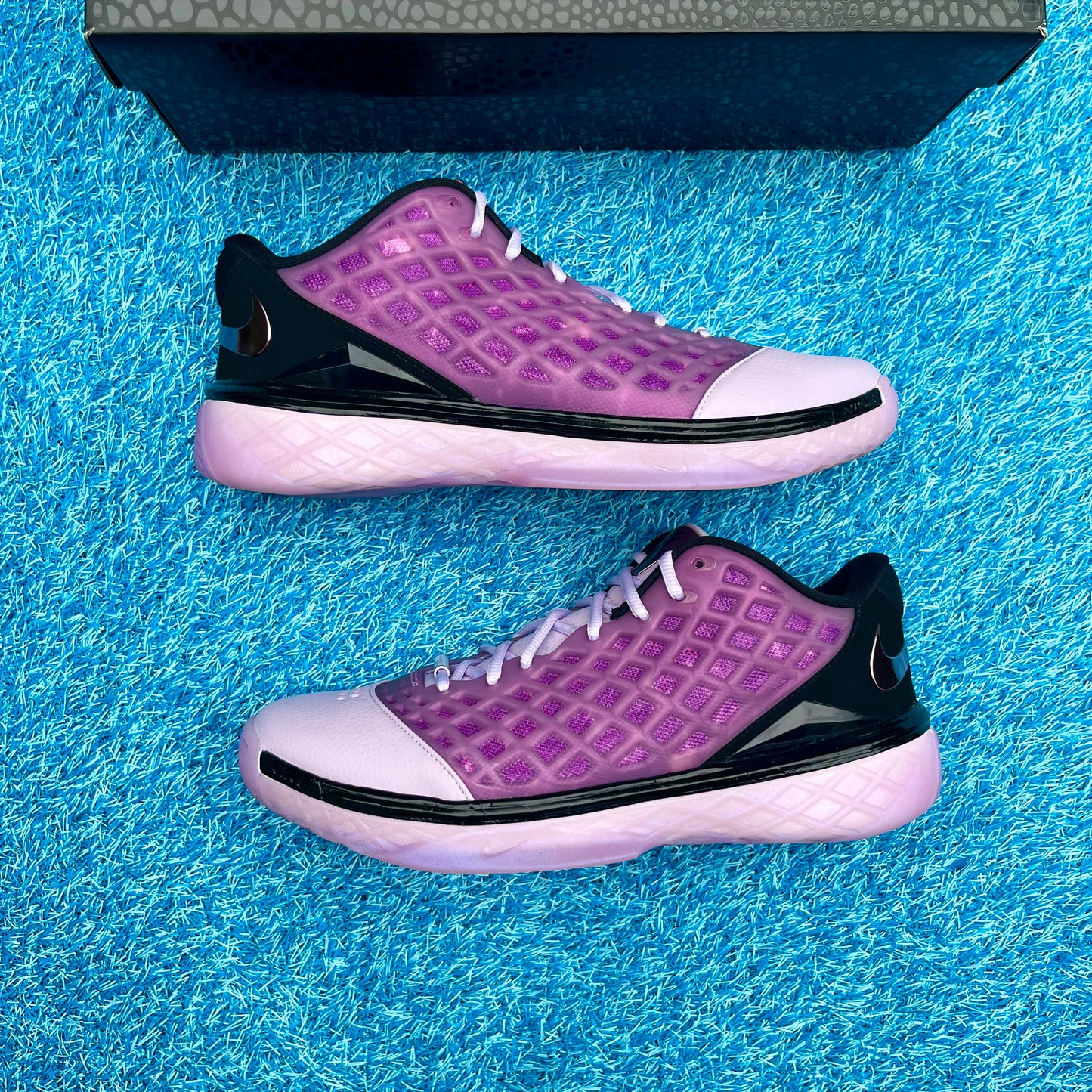 Size 10.5 - Nike Kobe 3 Protro Low "Pink Quartz"