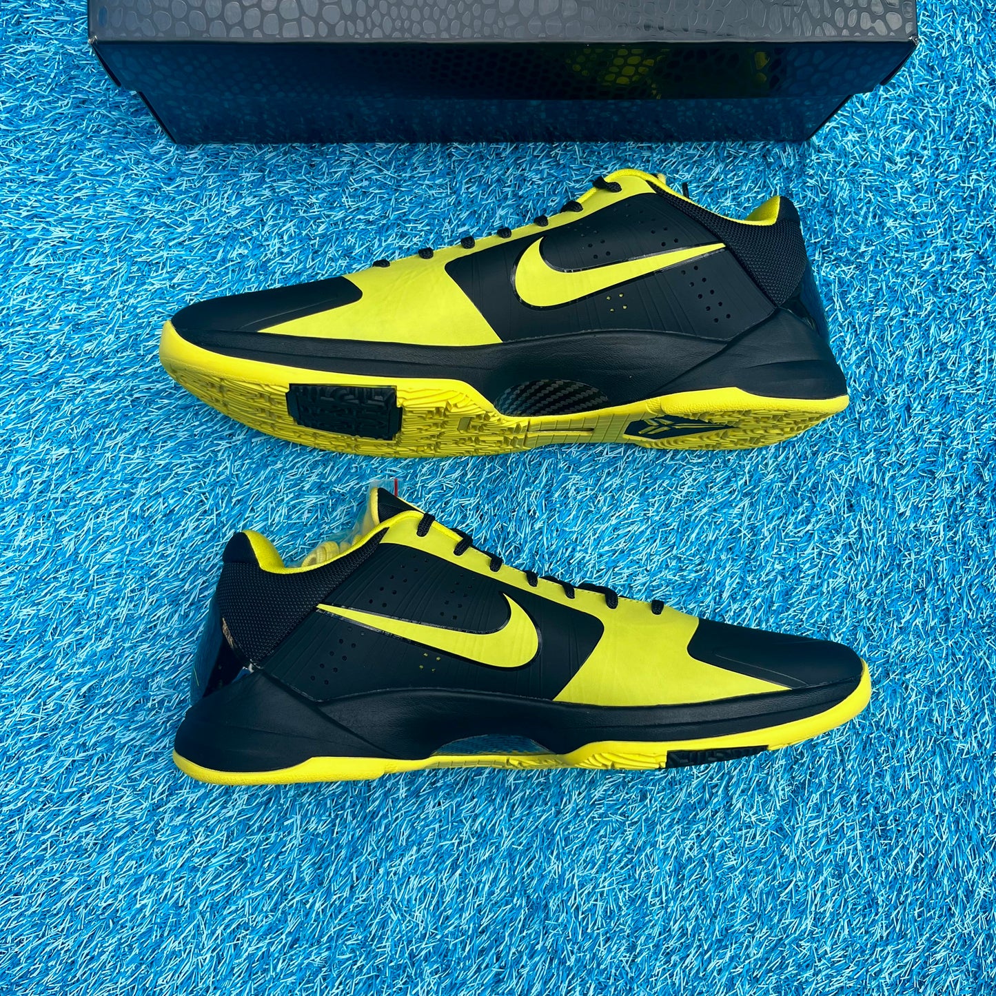 Size 14 - Nike Kobe 5 PE "Oregon"