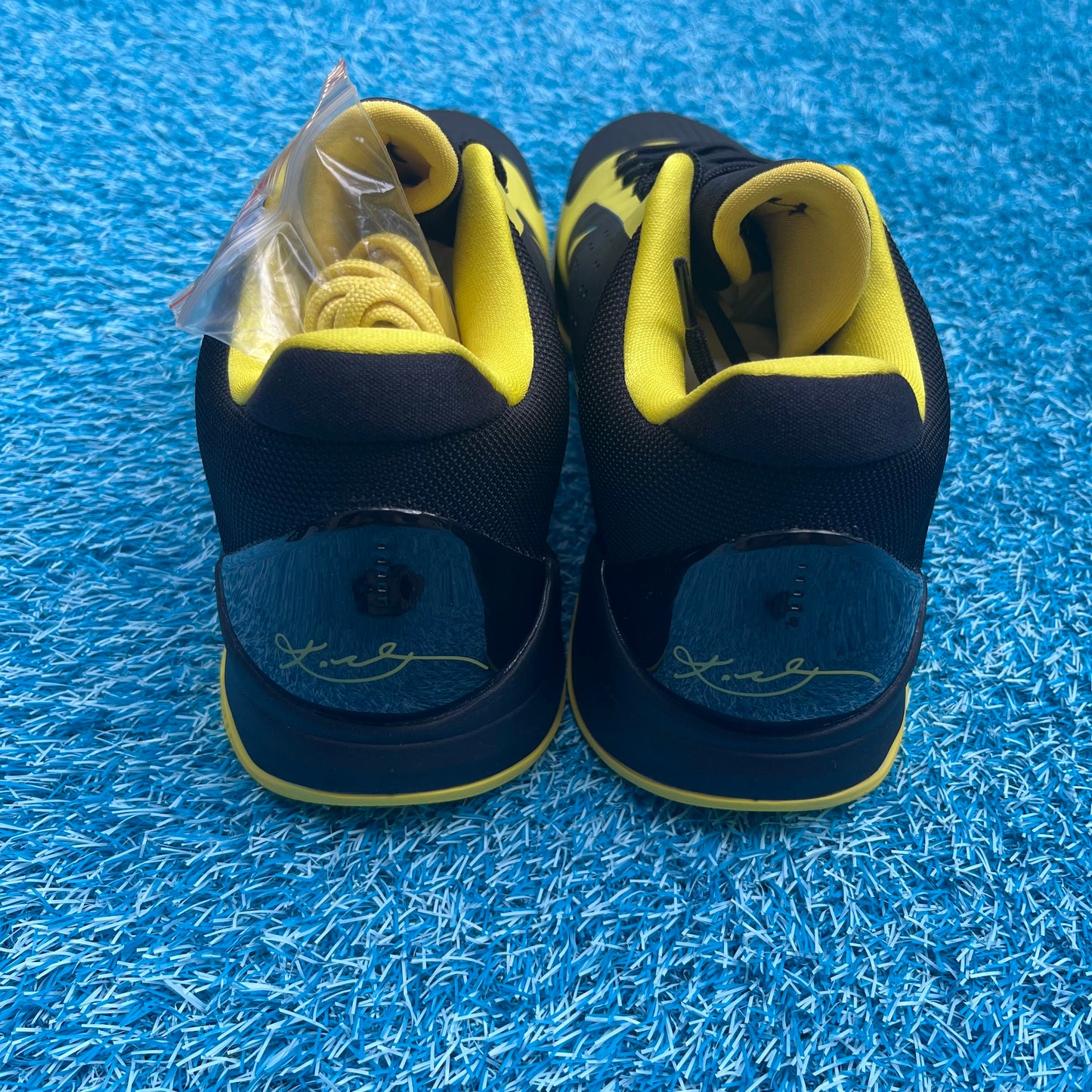 Size 14 - Nike Kobe 5 PE "Oregon"