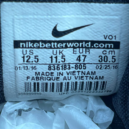 Size 12.5 - Nike Kobe 11 "Sunset"