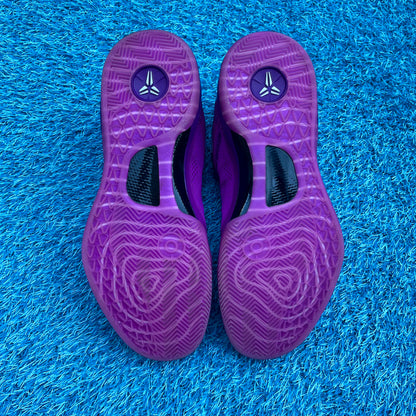 Size 9.5 - Nike Kobe 8 Protro "EYBL"