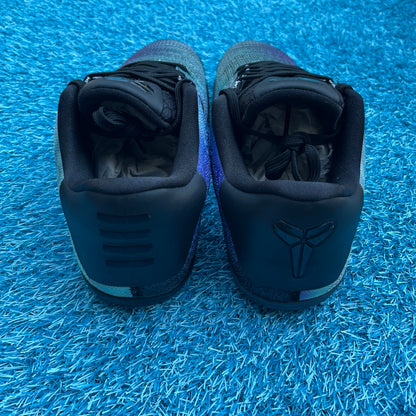 Size 10 - Nike Kobe 11 Elite iD "Northern Lights"