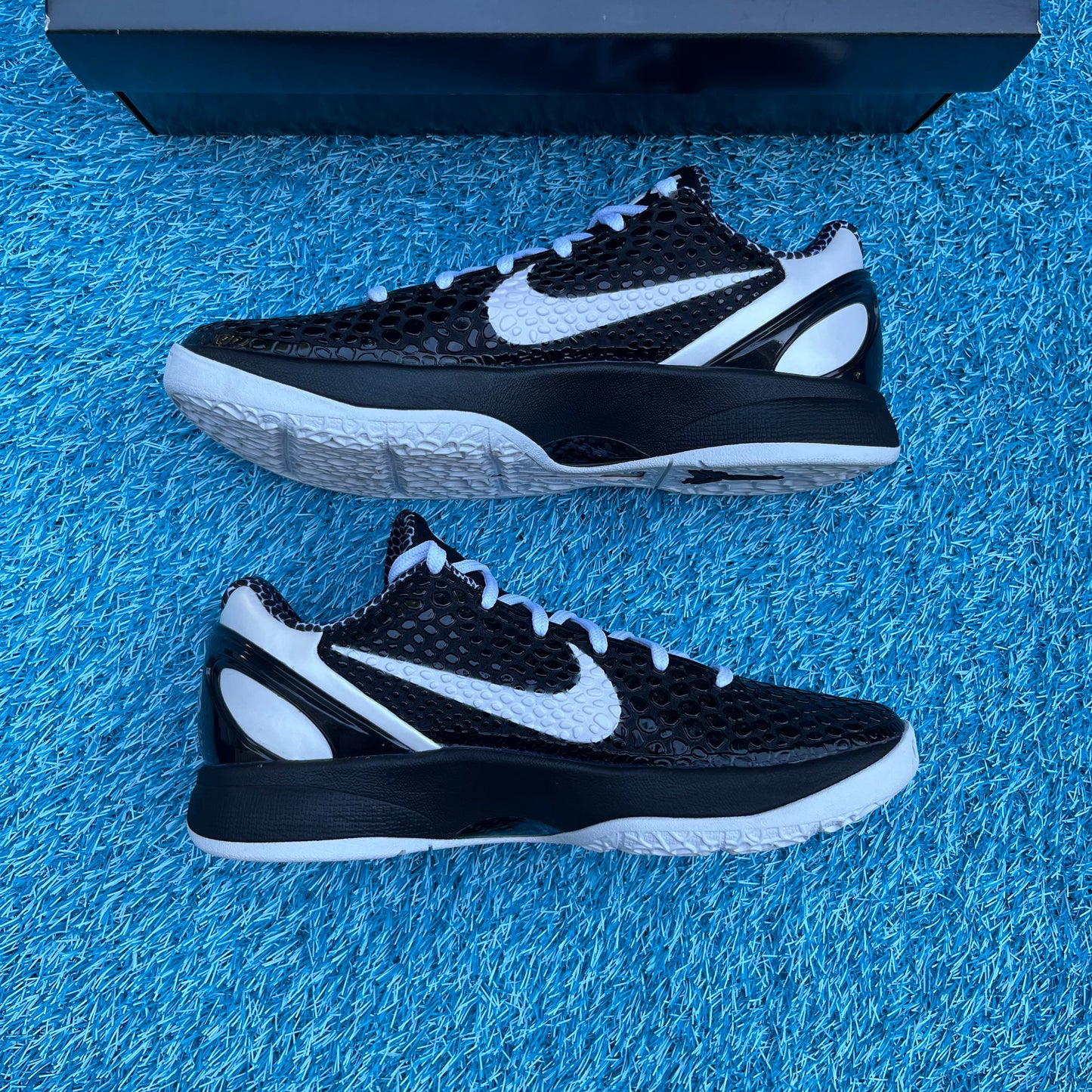 Size 9 - Nike Kobe 6 Protro "Mambacita"