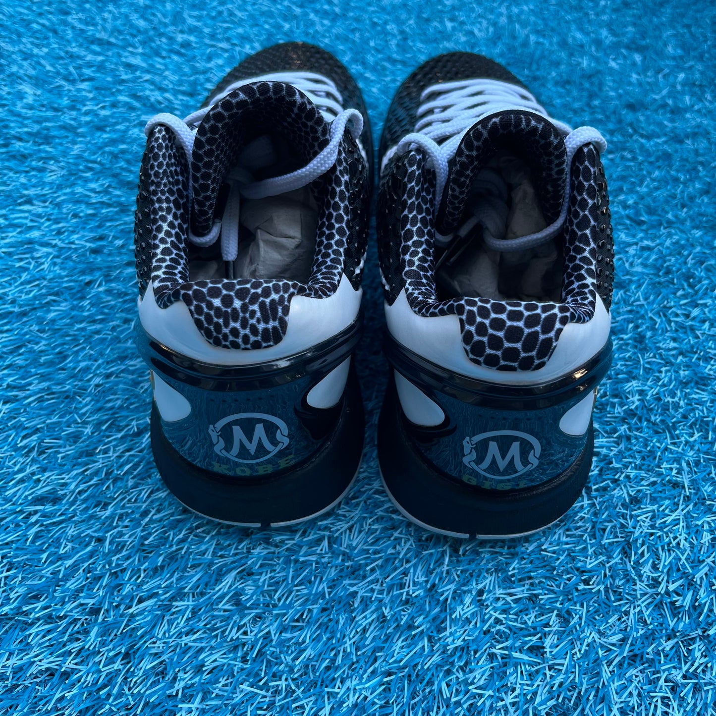 Size 9 - Nike Kobe 6 Protro "Mambacita"