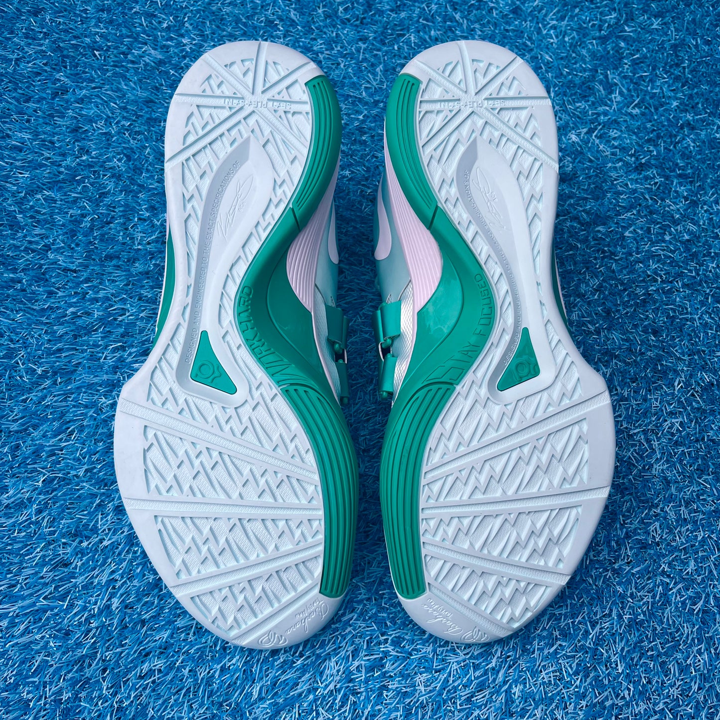 Size 12 and 13 - Nike KD 4 "Easter" 2025