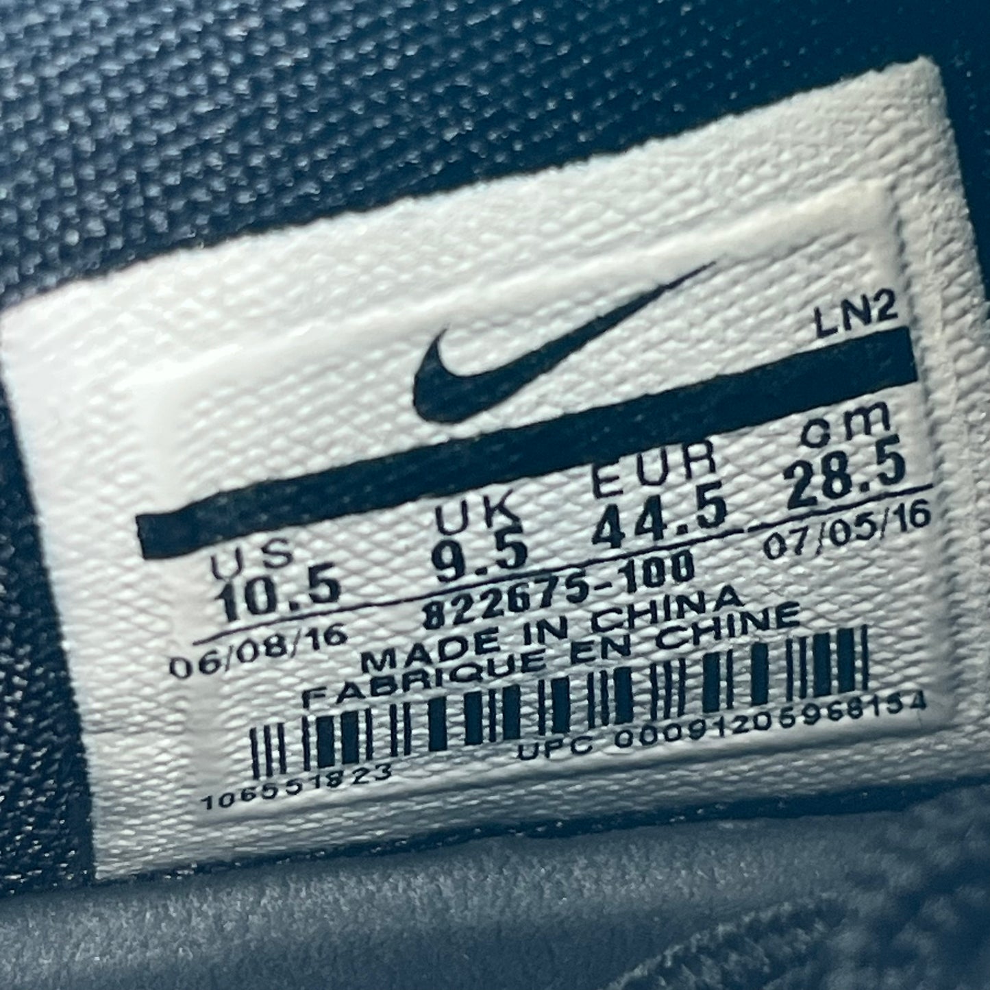 Size 10.5 - Nike Kobe 11 Elite "Oreo"
