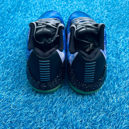 Size 11 - Nike Kobe 9 iD "Galaxy"