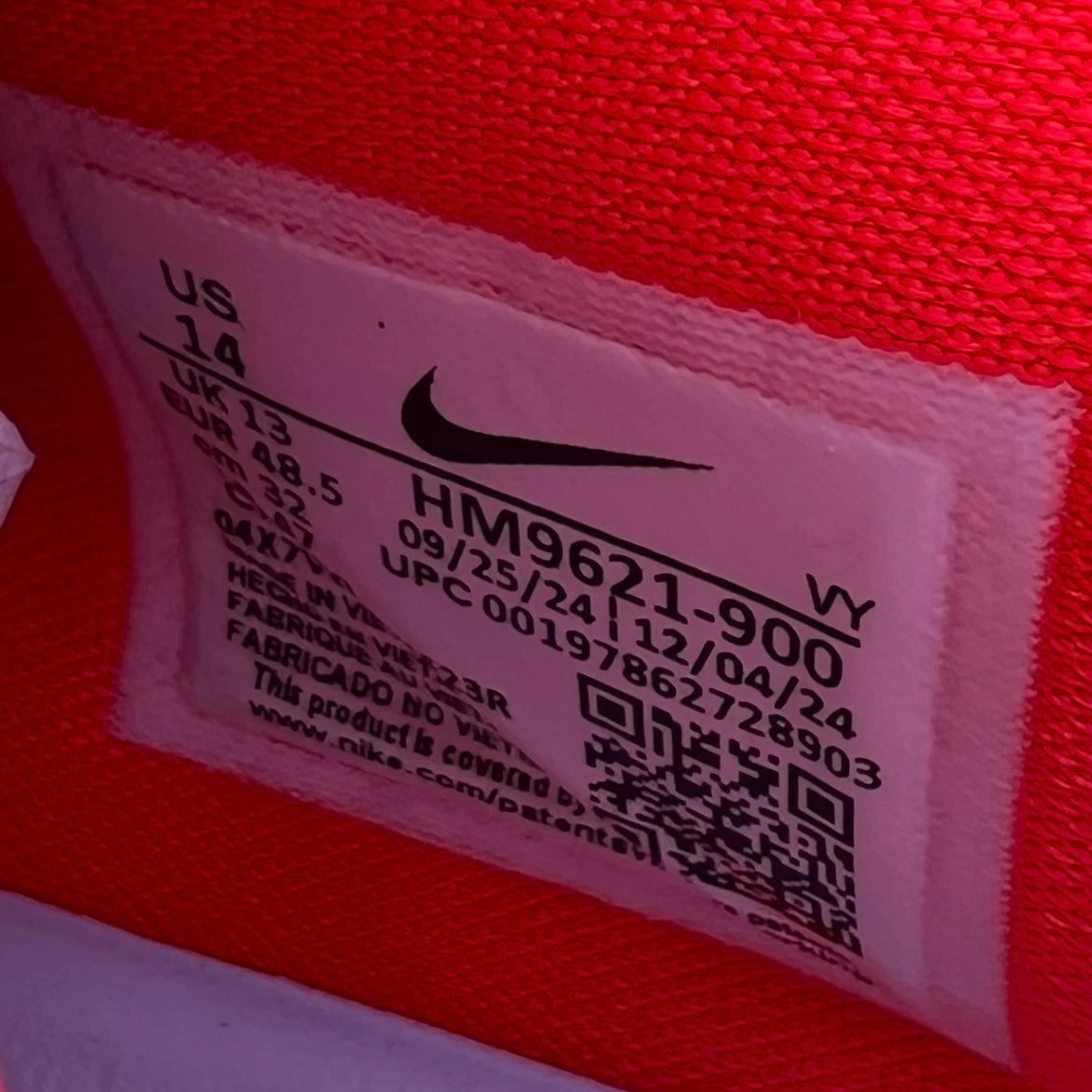 Size 13, 14, 15, and 16 - Nike Kobe 8 Protro "What The"