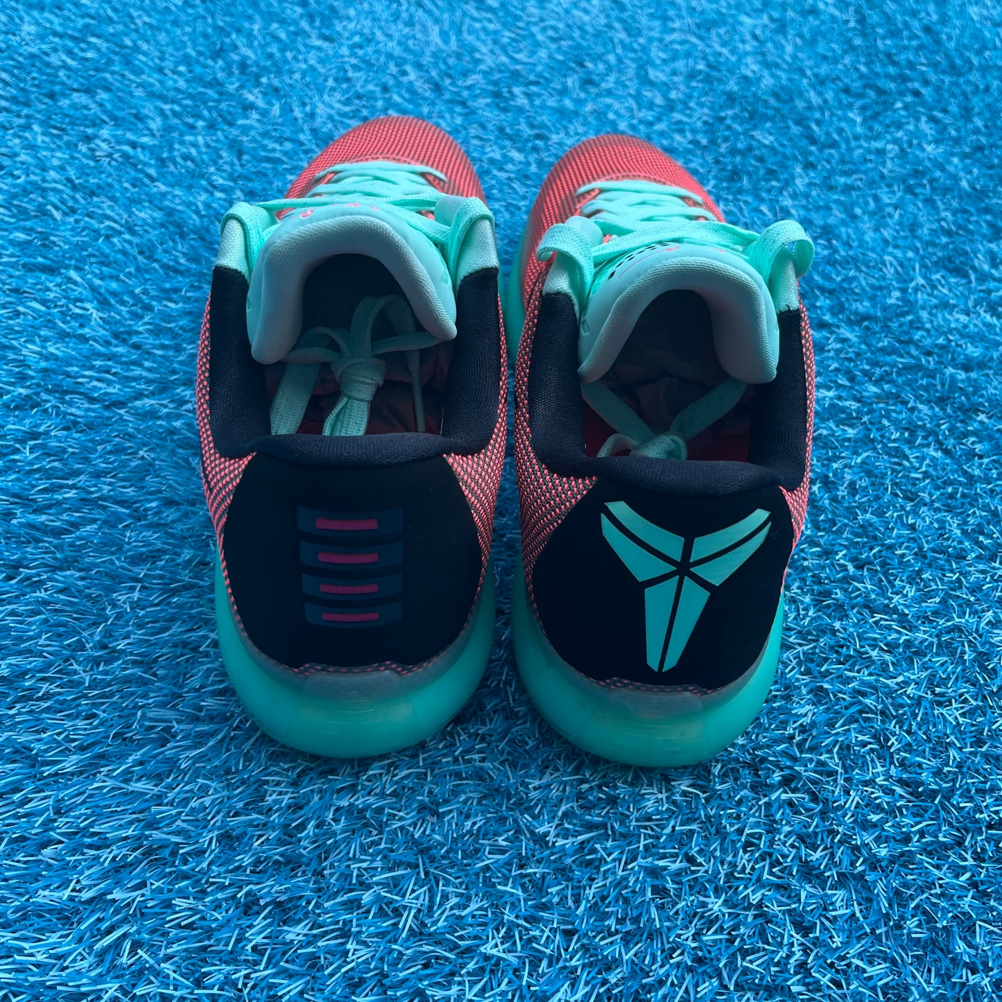 Size 9.5 - Nike Kobe 10 "Easter"