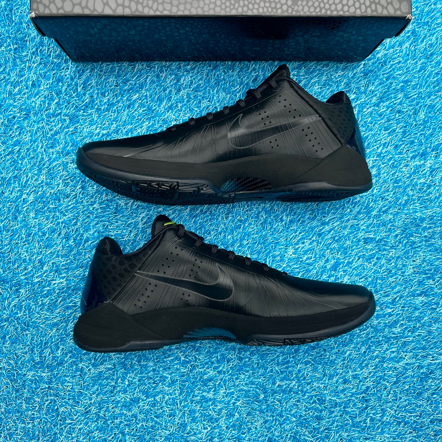 Size 12 - Nike Kobe 5 PE "Black Mamba"