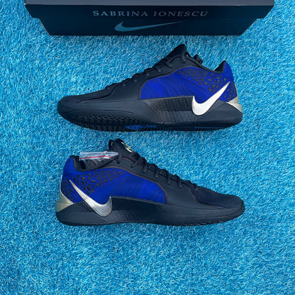 Size 15 - Nike Sabrina 2 EYBL "Peach Jam"