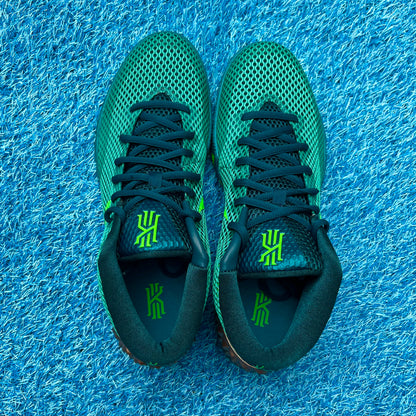Size 8 - Nike Kyrie 1 "Australia"