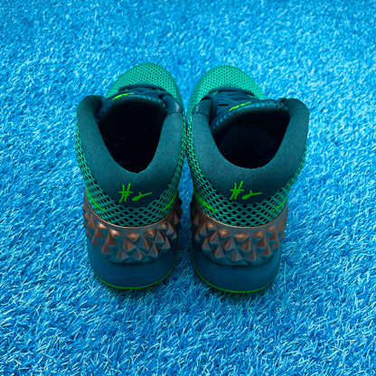 Size 8 - Nike Kyrie 1 "Australia"