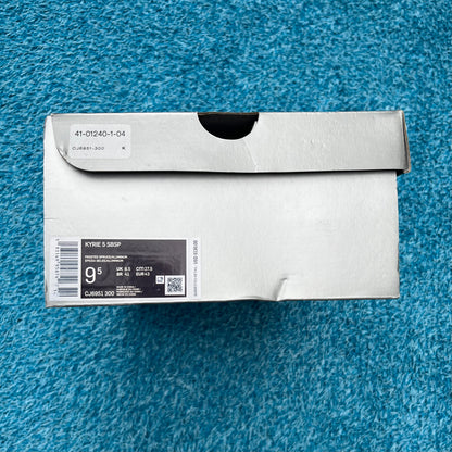 Size 9.5 - Nike Kyrie 5 "Squidward"