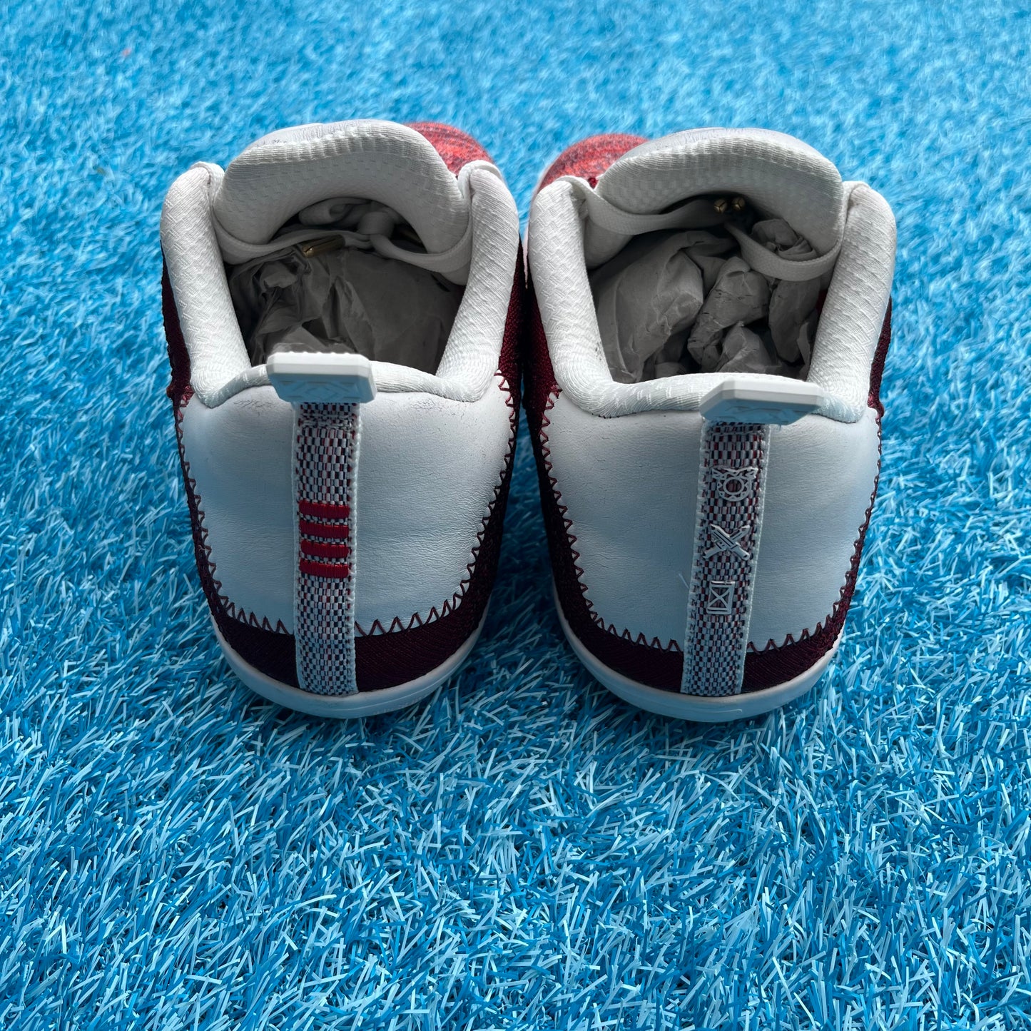 Size 9.5 - Nike Kobe 11 Elite Low "Red Horse"