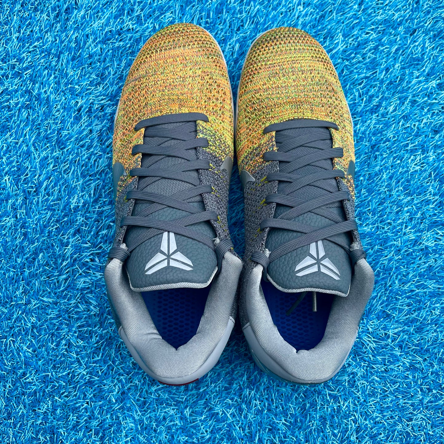 Size 9.5 - Kobe 11 Elite Low "Master of Innovation"