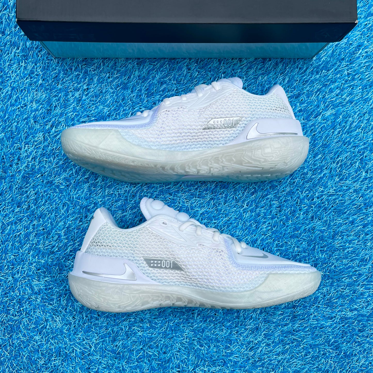 Size 8 - Nike GT Cut 1 "White Chrome"